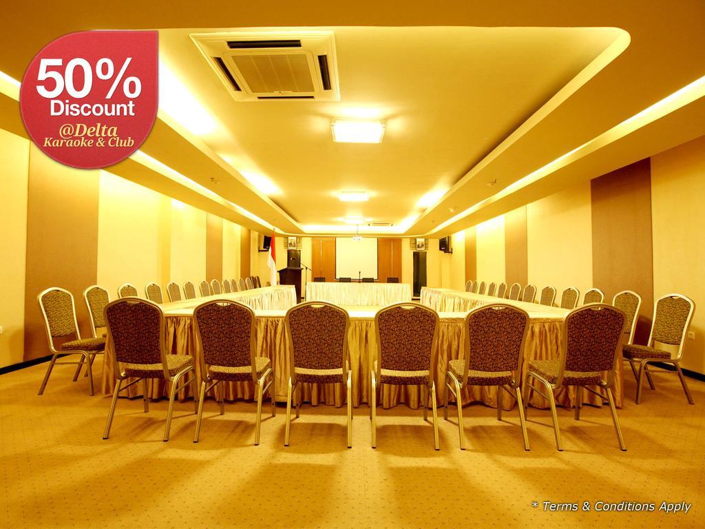 Grand Delta Hotel Medan Exterior photo